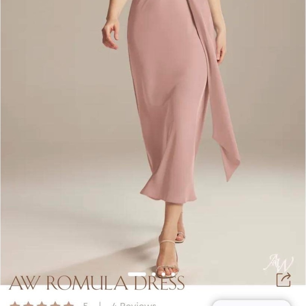 Beautiful mother of the bride dress brand new never been worn!